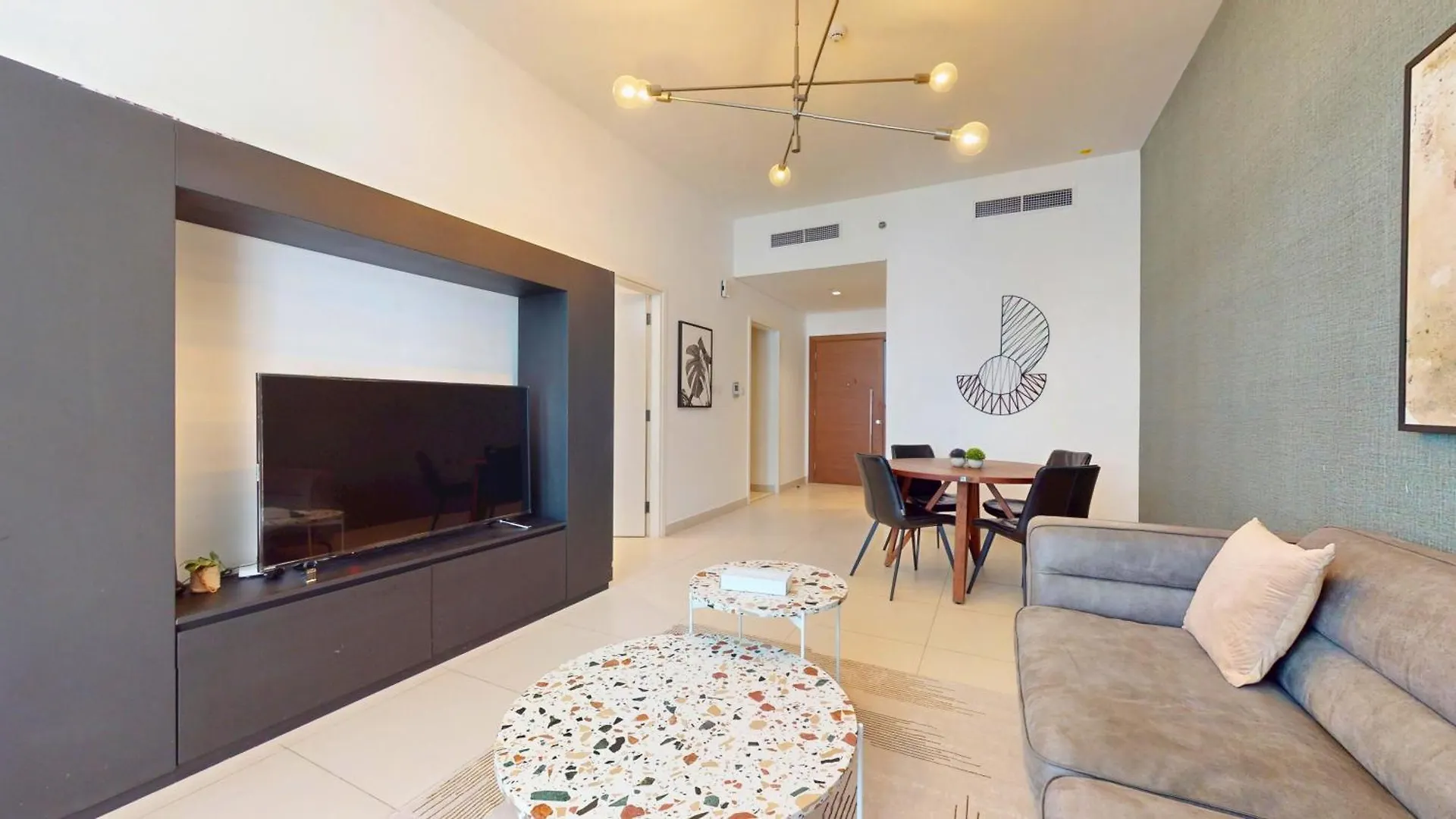 Stunning 1-Bedroom Furnished In Prime Views - Meydan Dubai 0*,